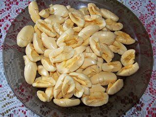 Ackee fruit cleaned for boiling